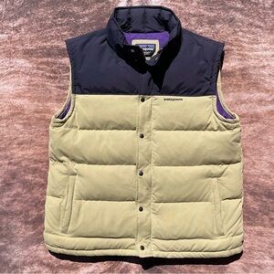 Patagonia Men's Two-Tone Puffer Down Vest Black and Tan